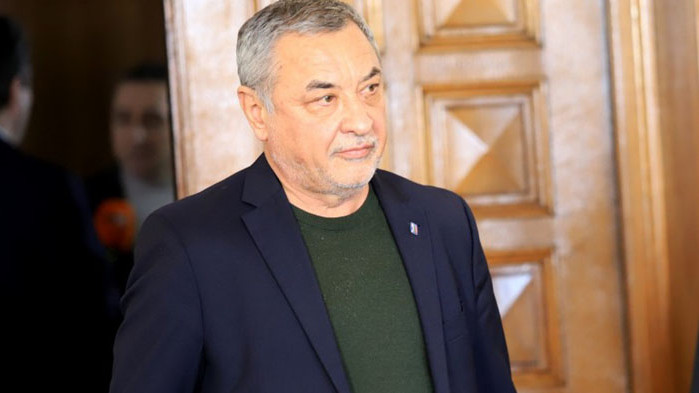 Лидерът на НФСБ нарече разкритията в Комисията на Манолова жълтини“